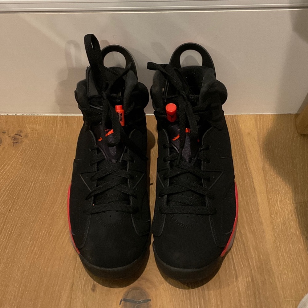 Men's Black and Red Athletic Sneakers